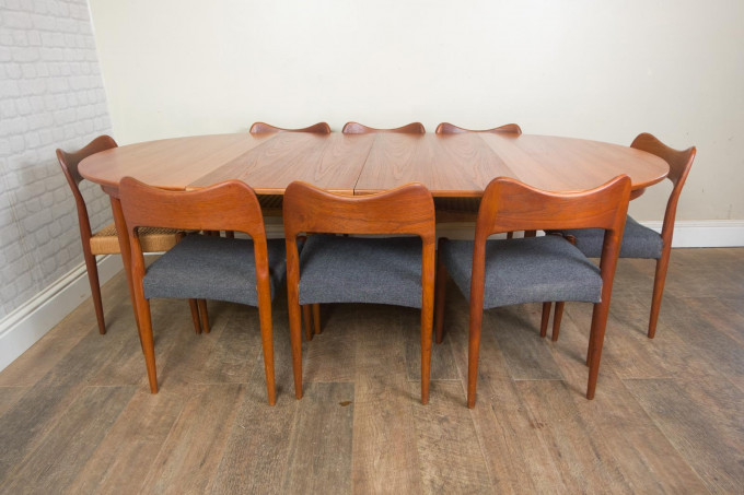 Danish Extending Dining Table and 4 Mogens Kold Chairs